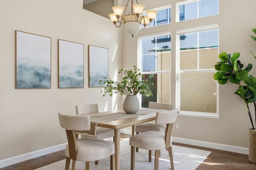 Image 7 of property listing at 1655 Valley Oaks Drive, Gilroy, CA 95020