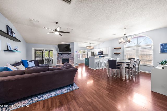 13353 DIJON Drive E, Jacksonville, FL 32225