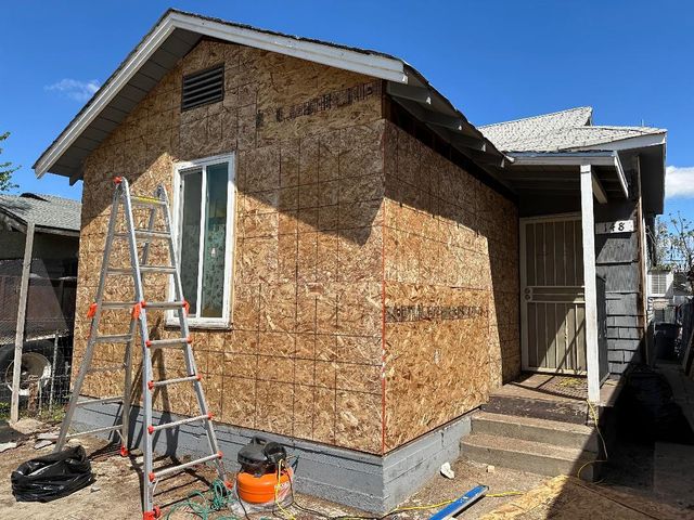 148 E Street, Fresno, CA 93706