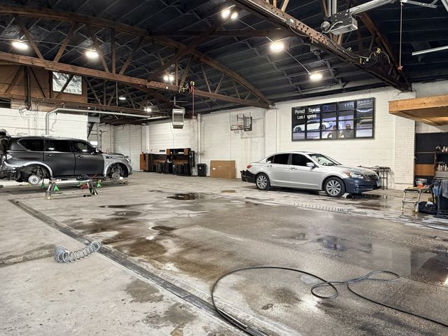 7737 S KEDZIE Avenue 7739, Chicago, IL 60652