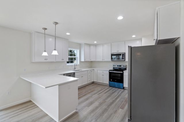 57 NEW CASTLE AVE, Felton, DE 19943