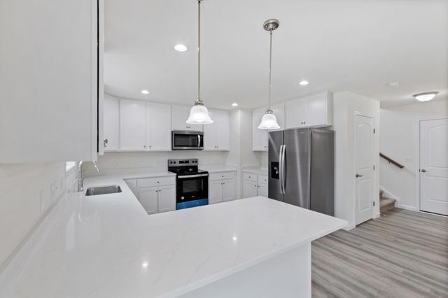 57 NEW CASTLE AVE, Felton, DE 19943