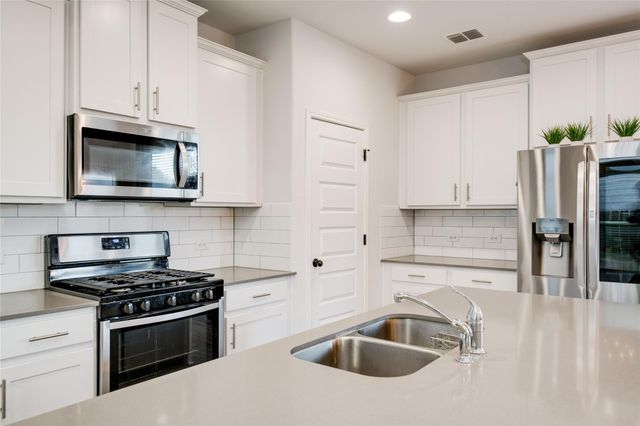 10800 Harwood Overlook PASS, Austin, TX 78747