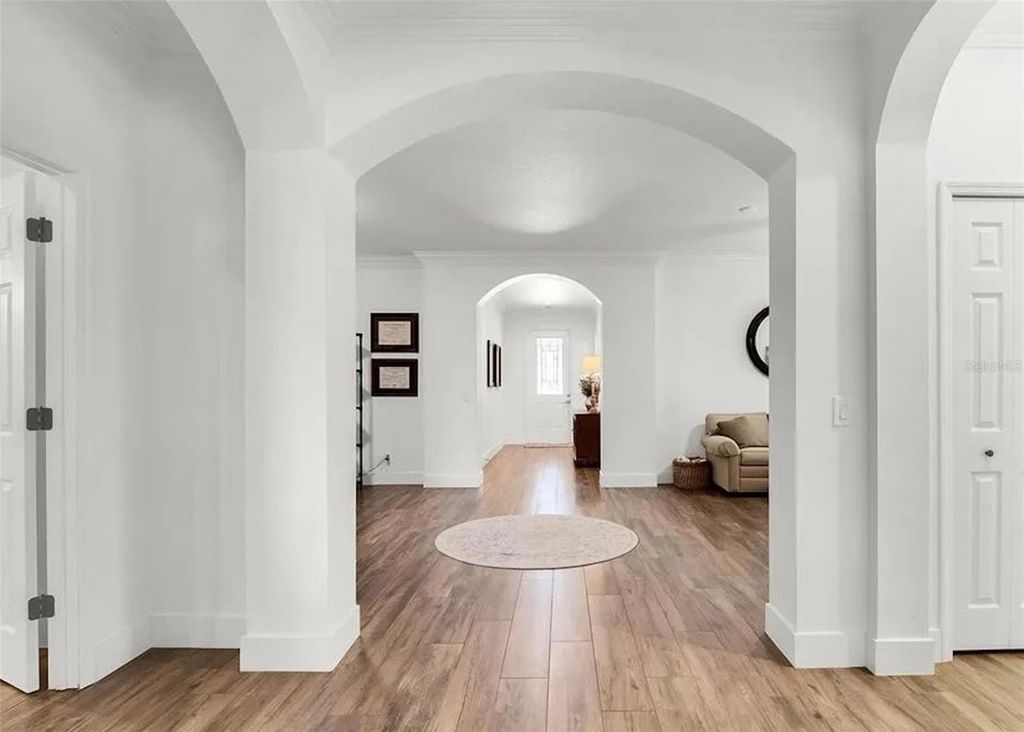 Image 11 of property listing at 7222 SPIKERUSH LANE, Winter Garden, FL 34787