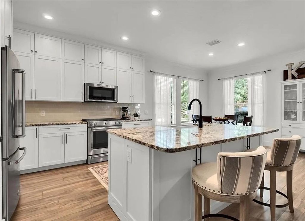 Image 24 of property listing at 7222 SPIKERUSH LANE, Winter Garden, FL 34787