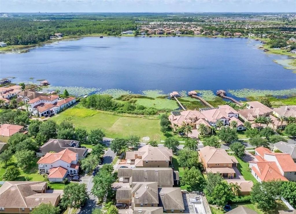 Image 39 of property listing at 7222 SPIKERUSH LANE, Winter Garden, FL 34787