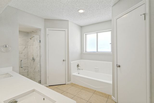 4801 Applewood Road, Fort Worth, TX 76133
