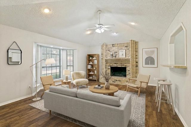 4801 Applewood Road, Fort Worth, TX 76133