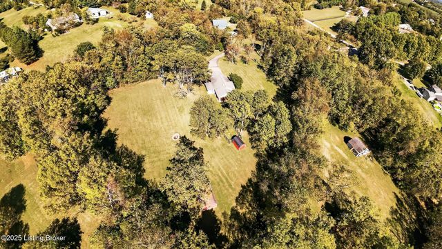 264 Creekview Dr, Taylorsville, KY 40071