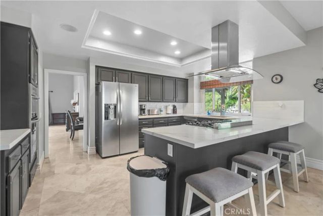 46 Los Felis, Pomona, CA 91766