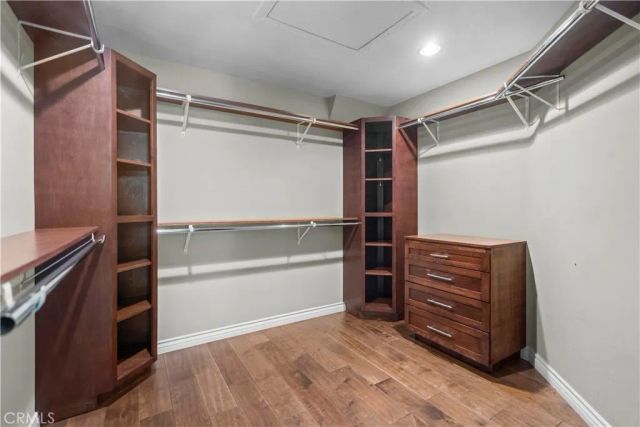 46 Los Felis, Pomona, CA 91766