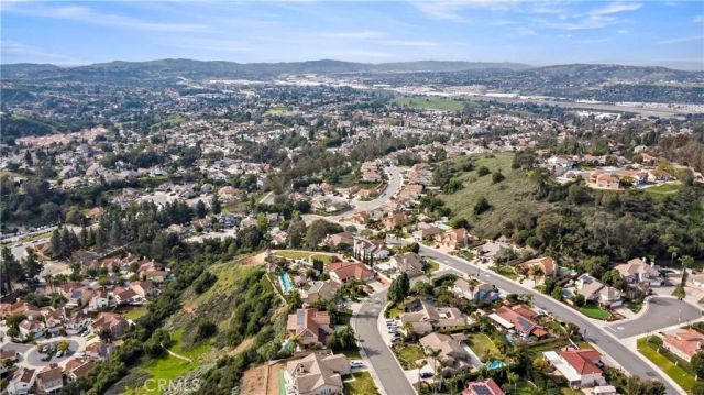 46 Los Felis, Pomona, CA 91766