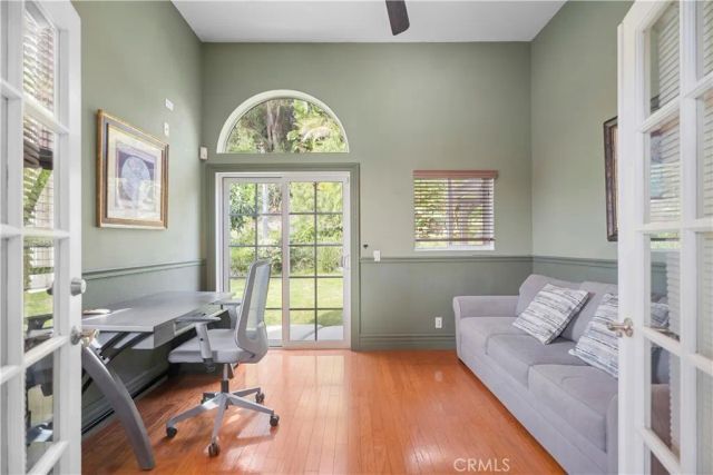 46 Los Felis, Pomona, CA 91766