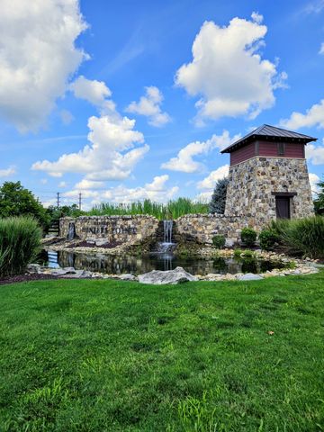 5048 Hunters Village Dr, E, Lebanon, TN 37087