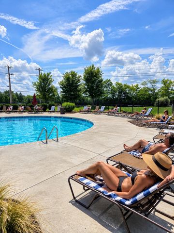 5048 Hunters Village Dr, E, Lebanon, TN 37087