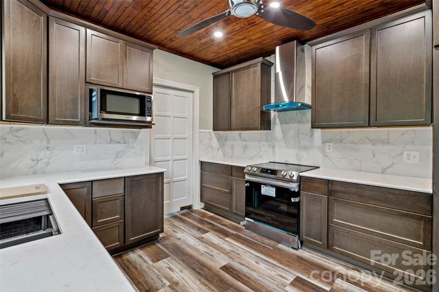 141 N Madison Street, Marion, NC 28752