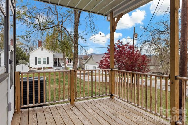 141 N Madison Street, Marion, NC 28752