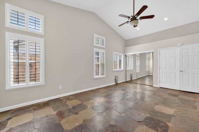 8725 Mesa Brook Way, Elk Grove, CA 95624