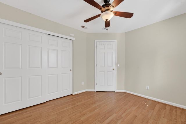 8725 Mesa Brook Way, Elk Grove, CA 95624