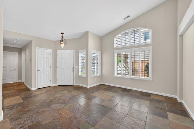 8725 Mesa Brook Way, Elk Grove, CA 95624