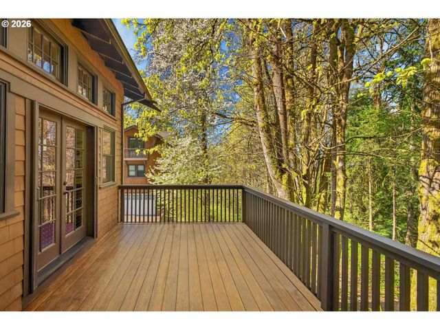 3239 Nw SKYLINE Blvd, Portland, OR 97229