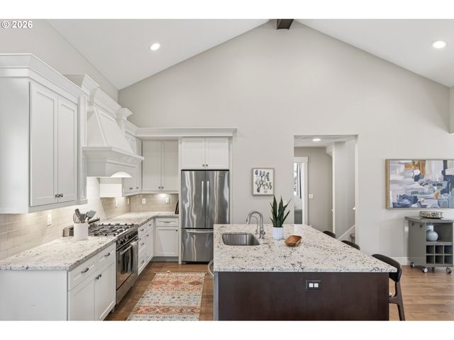 3239 Nw SKYLINE Blvd, Portland, OR 97229