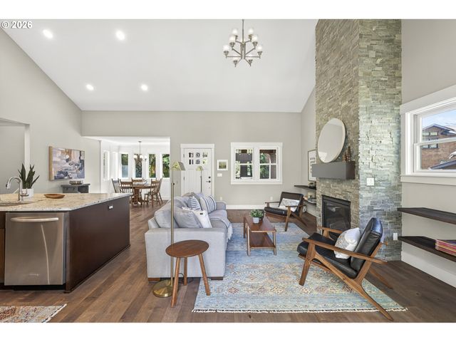 3239 Nw SKYLINE Blvd, Portland, OR 97229