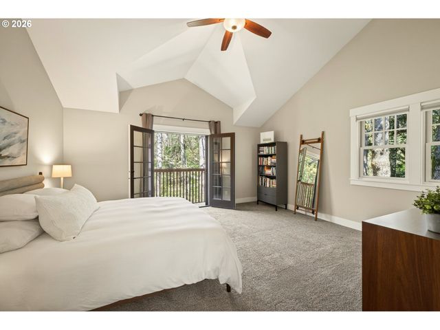 3239 Nw SKYLINE Blvd, Portland, OR 97229