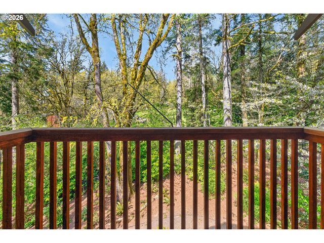 3239 Nw SKYLINE Blvd, Portland, OR 97229