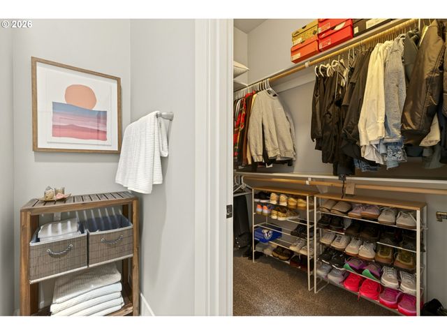 3239 Nw SKYLINE Blvd, Portland, OR 97229