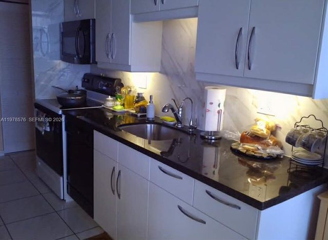 230 N 174th St 1120, Sunny Isles Beach, FL 33160