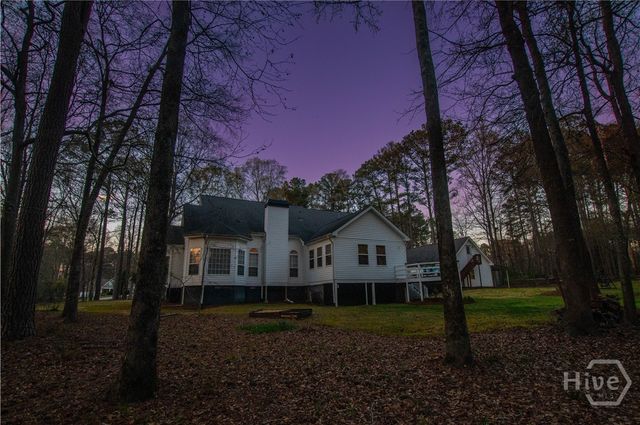 2669 Bay Ridge Drive, Loganville, GA 30052