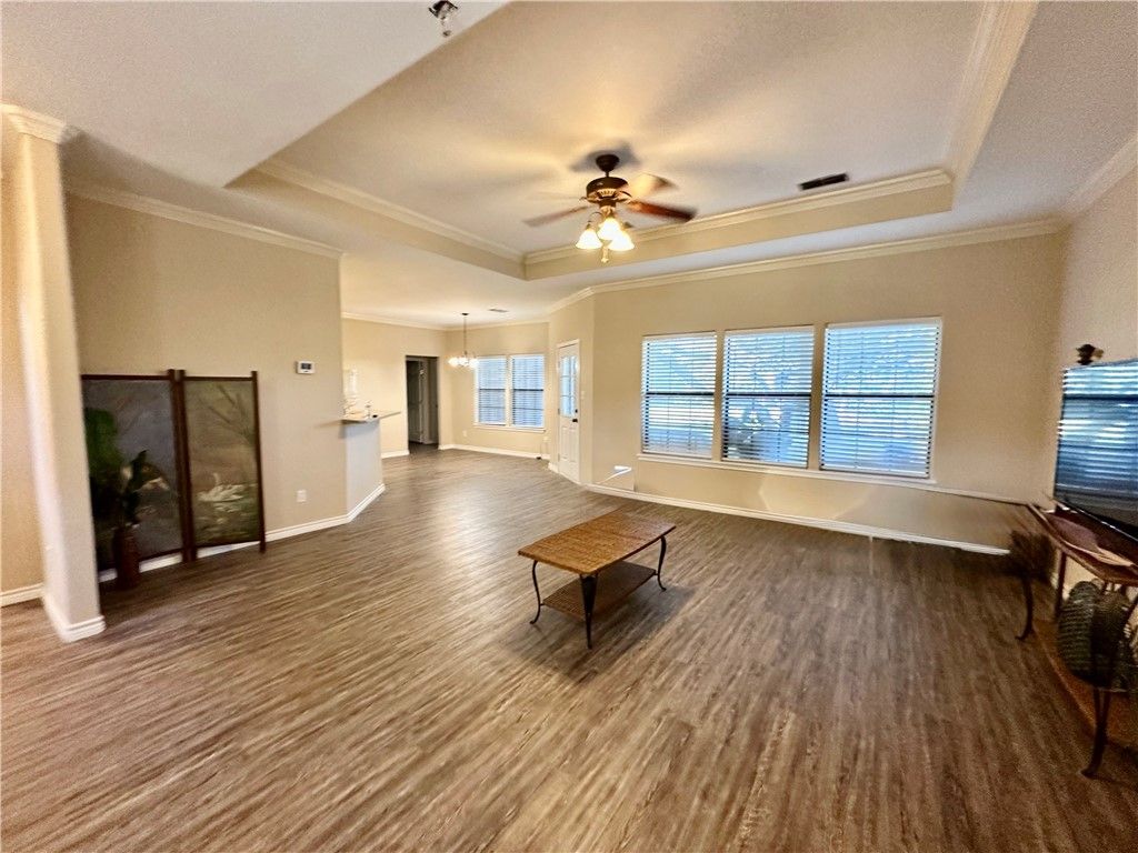 1422 W Deberry Ave, Aransas Pass, TX 78336 — photo 5
