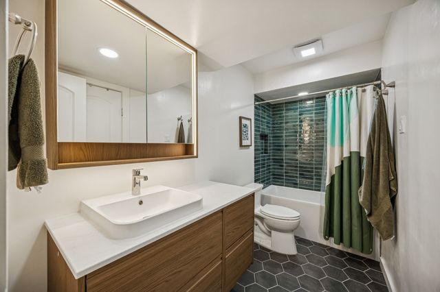 6060 Birchbrook Drive 159, Dallas, TX 75206