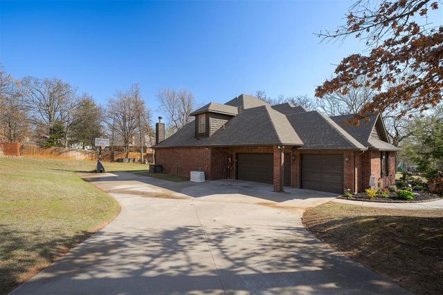 3630 Riverwood Lane, Edmond, OK 73034