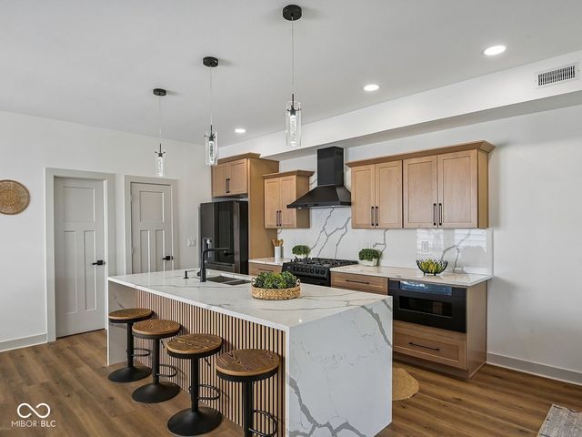 1943 N College Avenue, Indianapolis, IN 46202