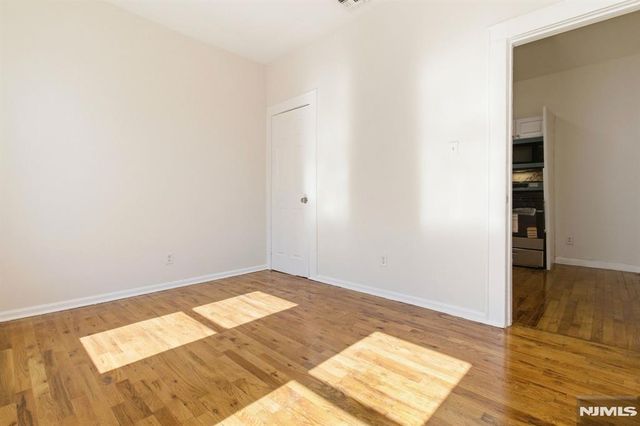 182 Norwood Street, Newark, NJ 07106