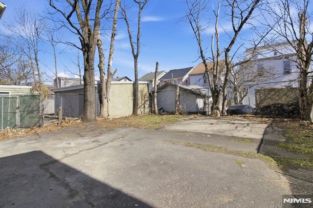 182 Norwood Street, Newark, NJ 07106