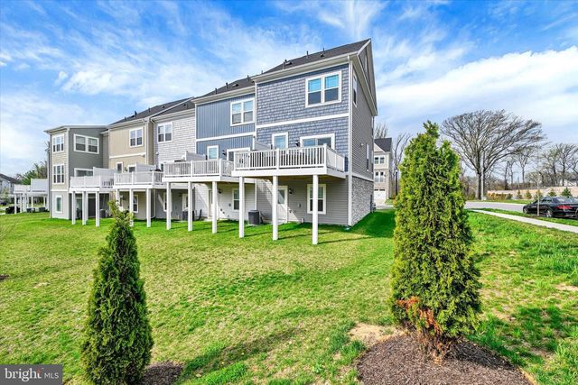 1819 BETTERTON RD, Essex, MD 21221