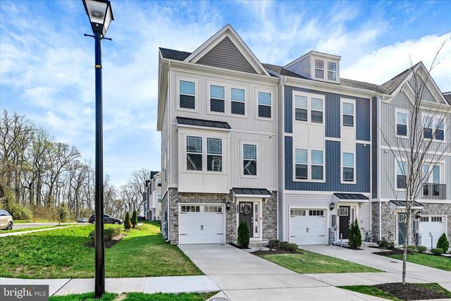 1819 BETTERTON RD, Essex, MD 21221