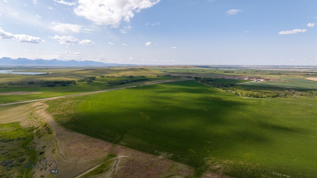 Address unavailable. photo 14