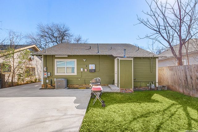 1819 Edison, San Antonio, TX 78201