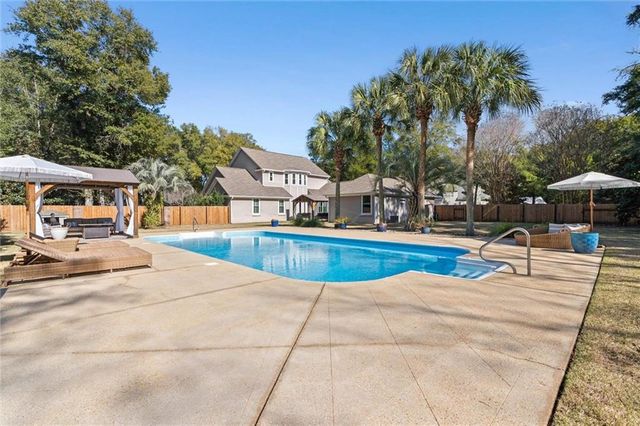 17359 Wildwood Court, Fairhope, AL 36532