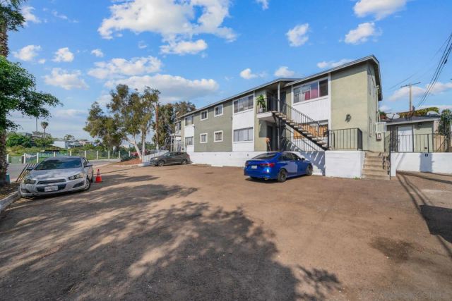 3805 Winona Ave, San Diego, CA 92105