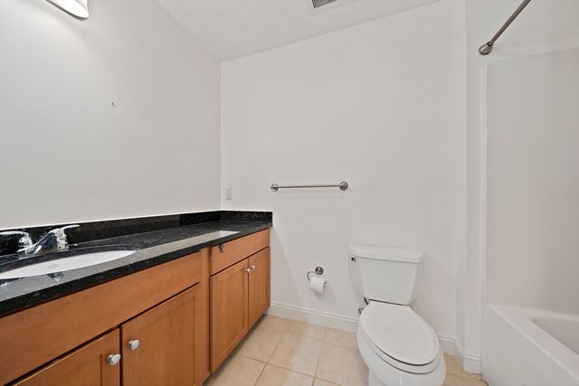 391 Pleasant St 201, Melrose, MA 02176