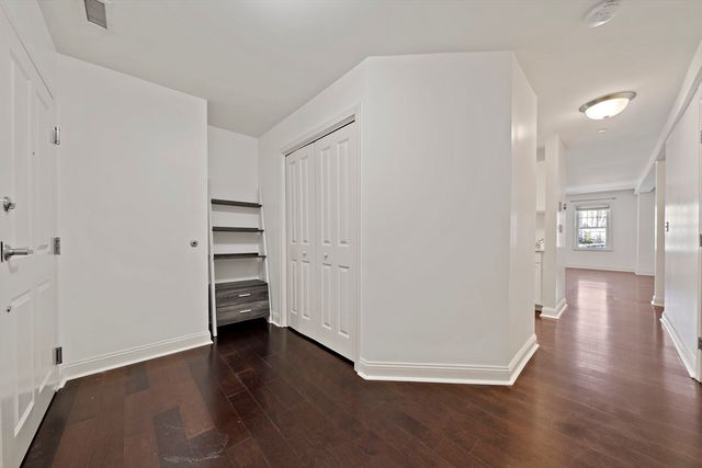 391 Pleasant St 201, Melrose, MA 02176