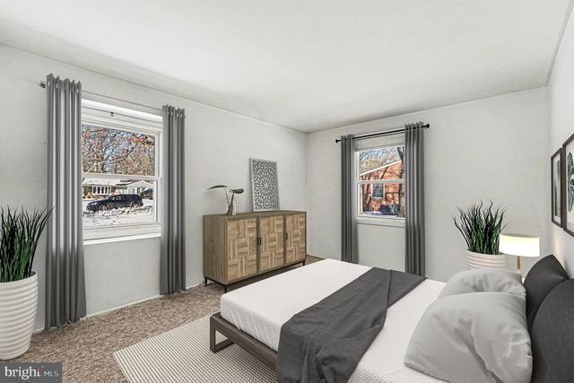 3212 WAVERLY DR, Fredericksburg, VA 22407