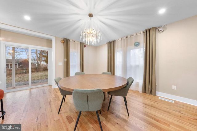 11 HENDRICKSON RD, Lawrenceville, NJ 08648