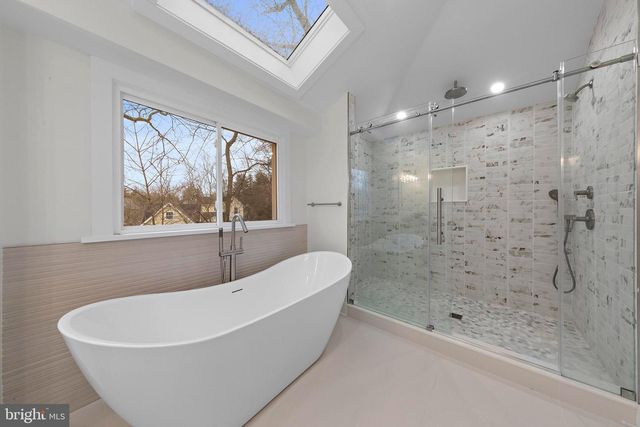 11 HENDRICKSON RD, Lawrenceville, NJ 08648