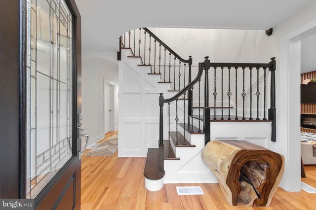 11 HENDRICKSON RD, Lawrenceville, NJ 08648